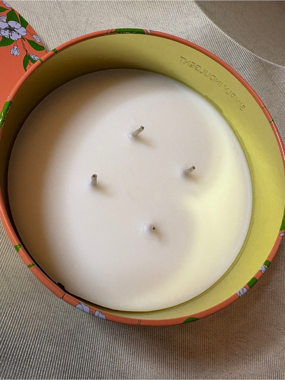 Simply Indulgent Peach Blossom Soy Candle - Picture 3 of 5